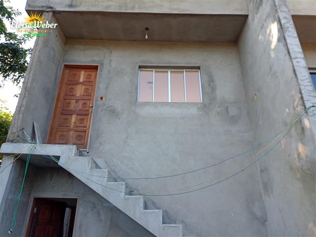 OPORTUNIDADE DE NEGOCIO CASA SOBREPOSTA NOVA LADO PRAIA POR APENAS 240 MIL 368