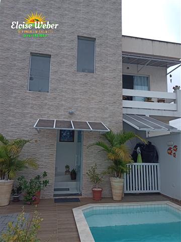 SENSACIONAL SOBRADO COM PISCINA NO BOPIRANGA EM ITANHAÉM SP 409