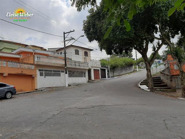OPORTUNIDADE 03 CASAS NO MESMO TERRENO EM INTERLAGOS SP 321