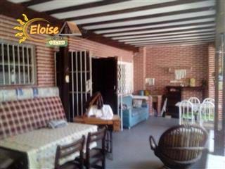 Vende se uma casa térrea com edícula a 300 metros da praia no Balneário São Jorge 285