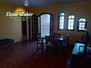 OPORTUNIDADE VENDE SE UMA CASA TÉRREA  NO GAIVOTAS EM ITANHAÉM TERRENO INTEIRO 423